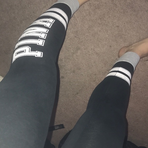 Black pink leggings with pink written on side - Picture 5 of 5
